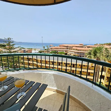 Dream View, Cristianos アパート