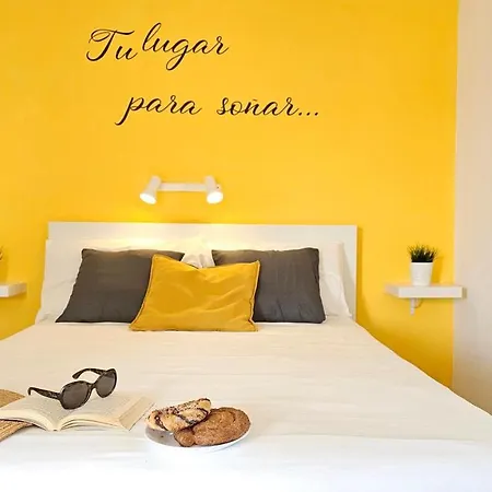 Dream View, Cristianos