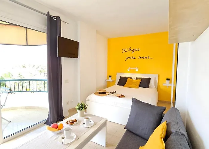 Dream View, Cristianos Apartment *